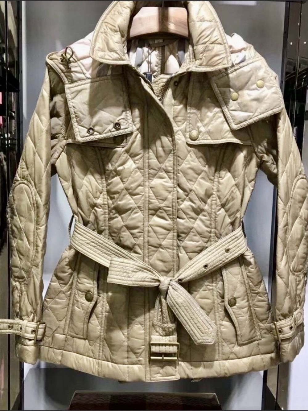Burberry London Quilted Jacket Tan Diamond Hip-Length Tag XL - Runs Small